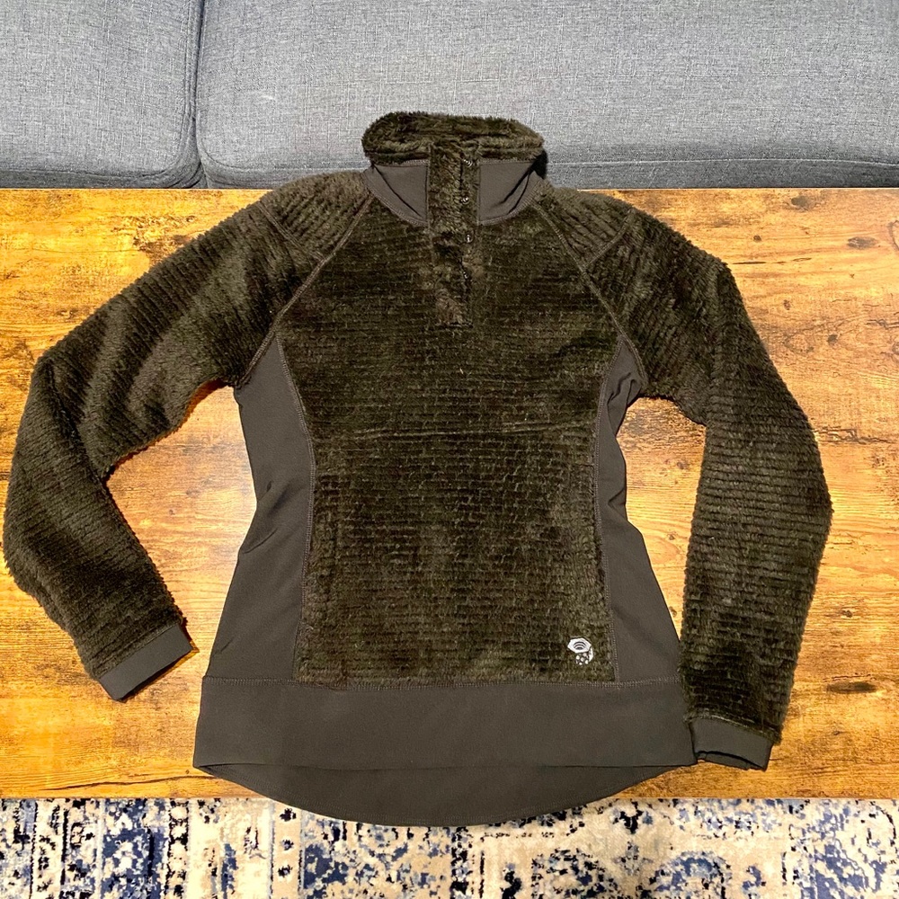 NWT Mountain Hardware Monkey Fleece Pullover.